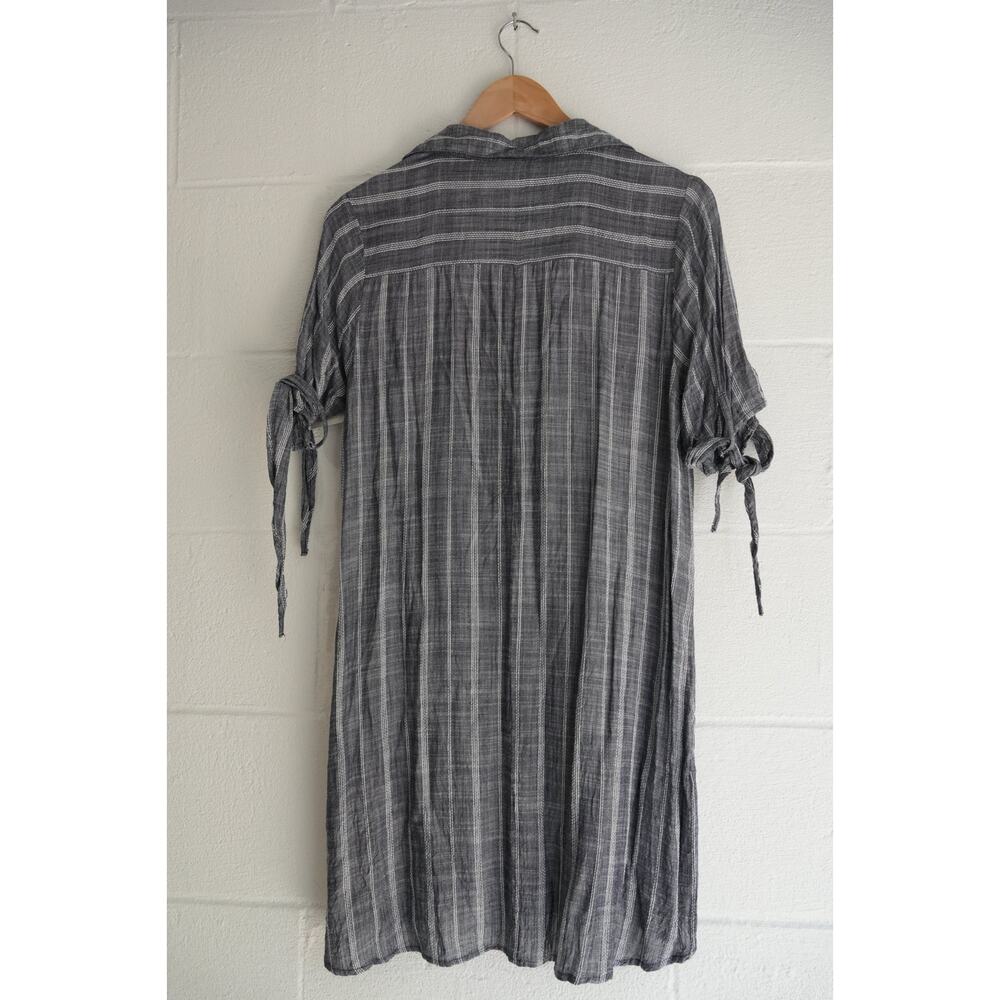Passports Gray & White Striped Tunic Dress with Roll-Tab Sleeves Size Small - Picture 2 of 6